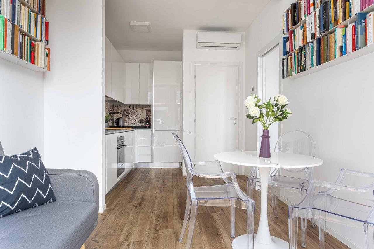 Luxnest I Porta Nuova Milan - Via Pirelli Appartement Buitenkant foto